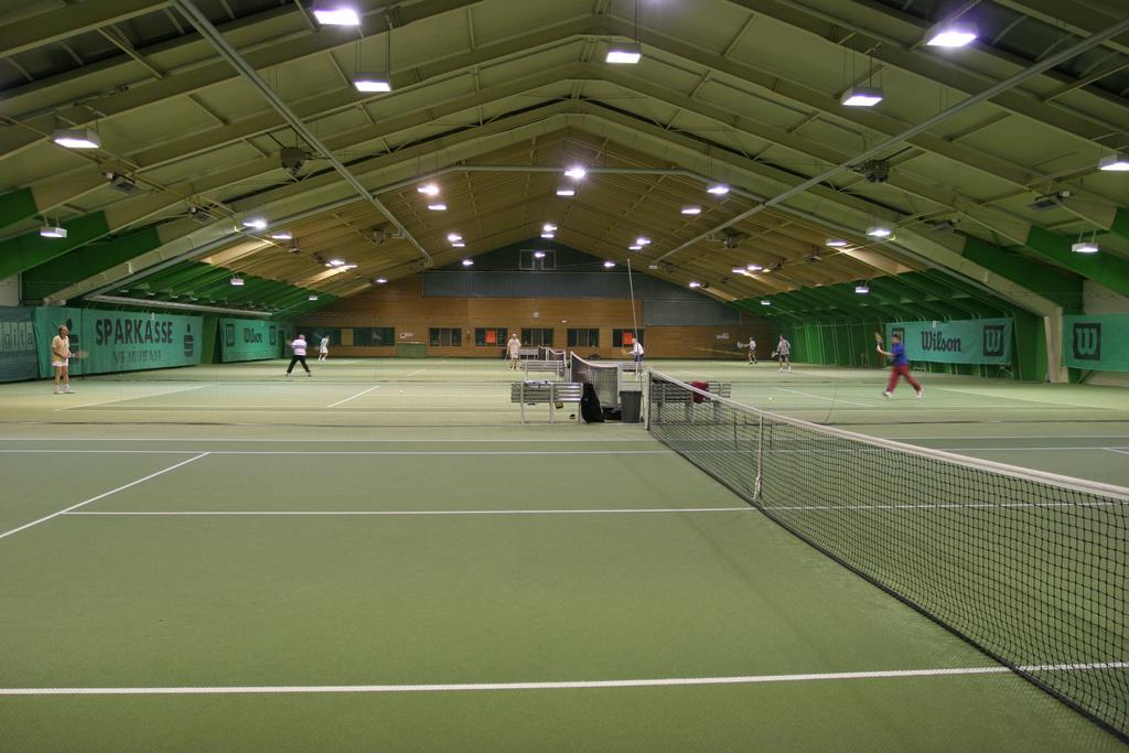 Tennis- Und Freizeitzentrum Neudoerfl Neudorfl Esterno foto