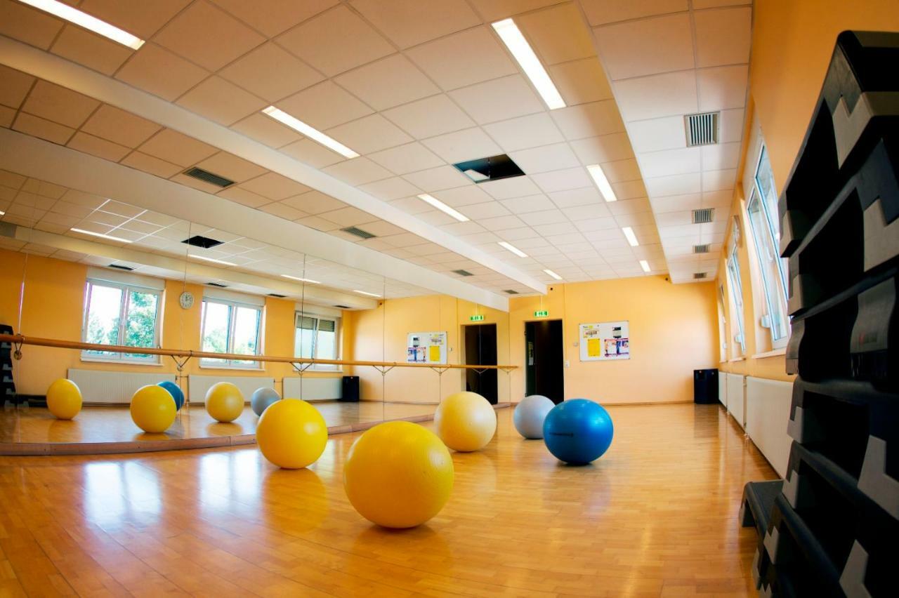 Tennis- Und Freizeitzentrum Neudoerfl Neudorfl Esterno foto